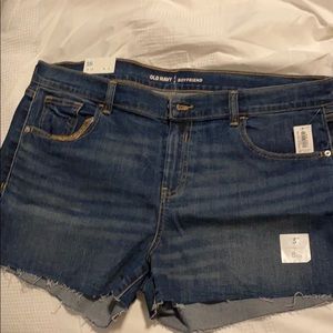 Old Navy boyfriend jean shorts sz 16